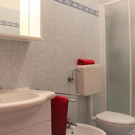 Ideal Getaway With Pool Bibione