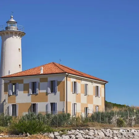 Ideal Getaway With Pool Bibione